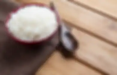 Intip 5 Kesalahan Ketika Memasak Nasi, Ternyata Ini Perbedaan Memasak Menggunakan Air Mendidih dan Air Dingin!
