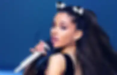 Ariana Grande Unggah Foto Masa Kecil yang Imut di Ulang Tahun ke-30