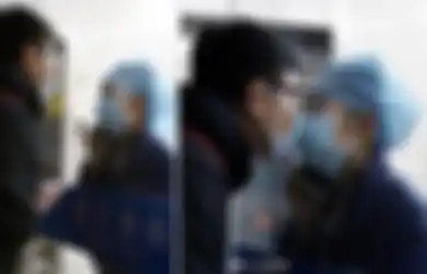 Mengharukan, Perawat Ini Hanya Bisa Bertemu Calon Suaminya dari Balik Kaca Sambil Saling Menelepon, Berencana Menikah Wabah Virus Corona Berakhir