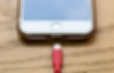 10 Kesalahan yang Bikin Baterai Smartphone Boros Saat Mengisi Daya, Jangan Lagi Dilakukan