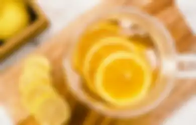 Jarang yang Tahu! Minum Air Lemon Sebelum Tidur Bisa Mengeluarkan Racun dalam Tubuh