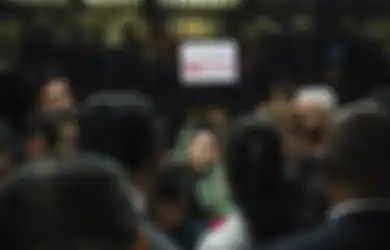 Tak Punya Malu, Boros dan Gunakan Uang Korupsi untuk Foya-foya, Istri Najib Razak Ini Mencak-mencak Saat Tahu Ratusan Tas Mewahnya Rusak Akibat Ini