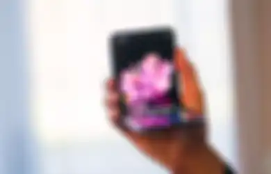 Google Janji Bawa Tampilan Flex Mode Ala Galaxy Z Flip ke Hape Lain