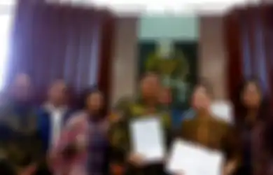 Dibanggakan Jokowi Sebagai RUU Sapu Jagat, Nyatanya Omnibus Law Malah Ditinggalkan Banyak Negara, Alasannya Bikin Sistem Demokrasi Kita Dipertanyakan