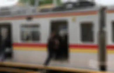 Meski Ada Larangan Pulang Kampung Stasiun Pasar Senen Banjir Antrean, Pemudik: Cuma Mau Silaturahmi Bukan Rekreasi