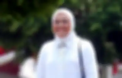 Presiden Jokowi Luncurkan Bantuan Rp 600 Ribu Hari Ini, Begini Janji Menaker Ida Fauziyah Soal Transfer Subsidi Gaji untuk Karyawan dan Pegawai Honorer