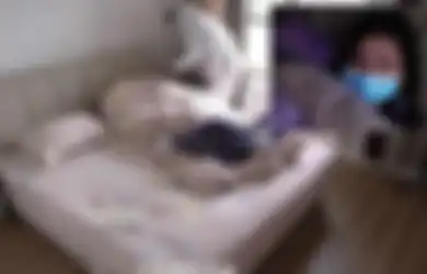 Istrinya Terinfeksi Virus Corona, Sang Suami Merawatnya Sendiri di Rumah, Sang Istri Berkali-kali Meminta Suaminya Tak Mendekat Tapi Tidak Memperdulikannya