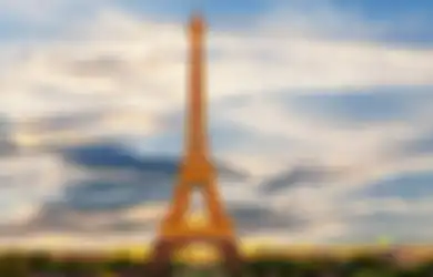10 Fakta Unik Mengenai Menara Eiffel, Bisa Bergerak Hingga Miliki Apartemen Rahasia di Dalamnya