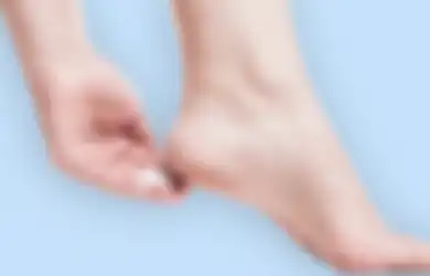 Hilangkan Tumit Kaki Pecah-pecah dengan 5 Cara Ini. Mudah Banget!