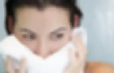Obat-obatan & 5 Benda yang Dianggap Perlu Ada di Rumah Buat #HadapiCorona Selama Masa Isolasi!