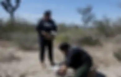 Putus Asa Mencari Jasad Anaknya, Ibu ini Gunakan Drone untuk Melacaknya, Namun Ia Justru Temukan Lapangan Pembantaian Suatu Negara, Ribuan Bagian Tubuh Terpisah-pisah Terekam oleh Drone ini