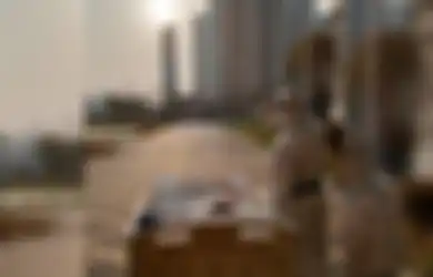 Sebulan 'Terjebak' karena Terinfeksi Virus Corona, Seorang Pasien Dapat 'Kemewahan' Nikmati Matahari Terbenam, Sang Dokter Punya Alasan Mengharukan Mengajaknya Lakukan Hal Itu