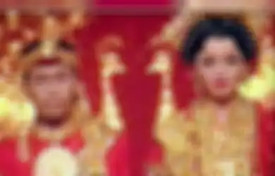 Sempat 6 Tahun Isi Hati Ririn Ekawati, Mantan Suaminya Kini Sudah Move On Lepas Status Duda dengan Wanita Cantik Ini, Perilaku Istri Edwin Abeng Terhadap Sang Anak Tiri Jadi Sorotan