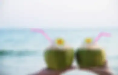 Terdengar Aneh, Siapa Sangka Minum Rebusan Air Kelapa Ternyata Bisa Datangkan Manfaat Luar Biasa Ini, Nggak Perlu Lagi Bolak-balik ke Apotek