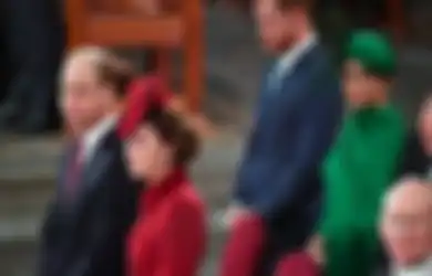 Pilih Hengkang dari Kerajaannya yang Nyaman, Terungkap! Pangeran Harry dan Meghan Markle Sempat Diduga Iri pada Perlakuan yang Didapat Pangeran William & Kate Middleton, Benarkah?