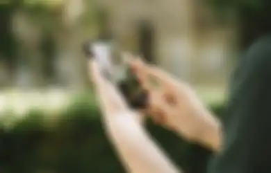 Menurut Penelitian, Berlebihan Gunakan Smartphone Bisa Sebabkan Hal Buruk Ini Terjadi pada Struktur Otak