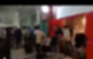 Video Puluhan WNA asal China Datang di Bandara Haluoleo Kendari Viral, Ini Fakta Sebenarnya