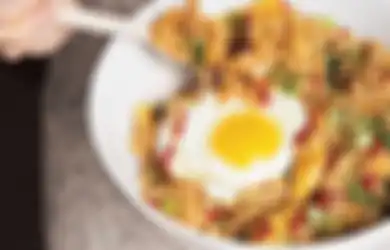5 Makanan Ini Sebaiknya Jangan Dihangatkan Lagi Buat Sahur. Beracun!
