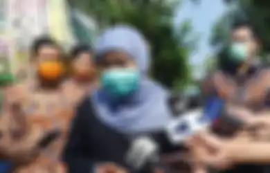 Gubernur Khofifah Resmi Naikkan UMP Jatim, Segini UMK Surabaya untuk 2021 Nanti