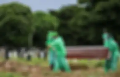 'Jenazah Pasien Virus Corona Aman Dikubur Karena Ditutup Berlapis-lapis Hingga Dipastikan Tidak Ada Kebocoran'