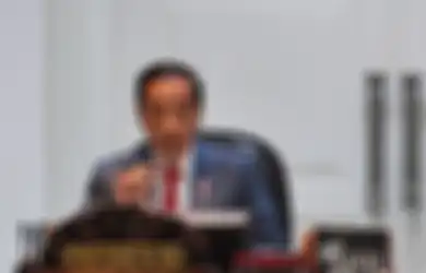 Sederet Langkah Pemerintah Hadapi Pandemi Covid-19, Kunjungan WNA Dihentikan dan Jokowi Rencanakan Darurat Sipil