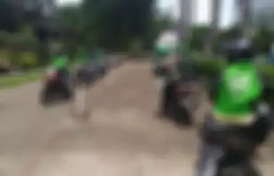 Viral Temannya Diberi Bintang Satu, Puluhan Driver Ojek Online Datangi Rumah Pelanggan Sampai Polisi Harus Berjaga, Kronologi Terungkap dan Temukan Fakta Ini