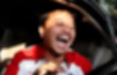Warganet Ramai-ramai Gunting e-KTP Gegara Takut Chip-nya Bisa Lacak Lokasi Pemilik, Roy Suryo: Gak Usah Lebay, Kapasitasnya Aja Masih 8 KByte!