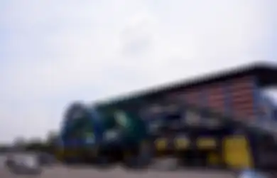 Atap GOR hingga Bergetar Keluarkan Suara, Begini Suasana Stadion Kanjuruhan yang Terdampak Gempa 6.7 Skala Richter, Warga: Tim Medis dan Aparat Kocar-kacir
