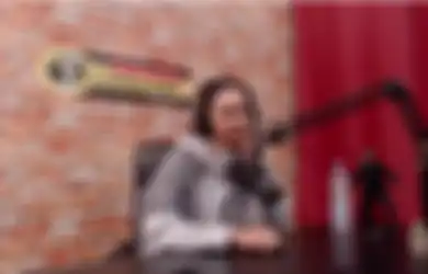 Bolak-balik ke Pengadilan Setelah Dilaporkan Angel Lelga, Kalina Ocktaranny Setia Menemani sang Kekasih yang Tengah Jalani Sidang Pencemaran Nama Baik, Vicky Prasetyo: Alhamdulillah Senang