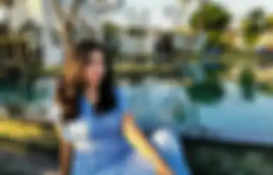 Putri Sambungnya yang 7 Tahun Lebih Muda Punya Hobi Fotografi, Puteri Indonesia 2009 Bangga Sang Anak Bisa Punya Uang Jajan Sendiri Hingga Bisa Jadi Teman Curhat Soal Ini: 'Bisa Dapet Advice dari Mama'