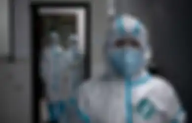 Hendak Bepergian dengan Pesawat, Calon Penumpang Wajib Lakukan Tes Swab Sebelum Lakukan Perjalanan