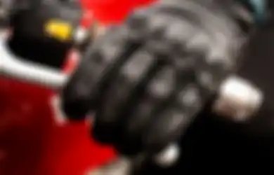 Hati-Hati! Pengendara Motor yang Enggak Pakai Sarung Tangan Saat PSBB Bisa Didenda 100 Juta!