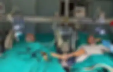 Viral Momen Mengharukan Pasangan Suami-Istri Positif Covid-19, Berpegangan Tangan hingga Putar Lagu Rayakan 50 Tahun Pernikahan di Ruang ICU RS