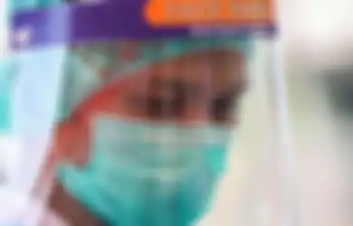 Rumah Sakit Makin Dipenuhi Pasien Covid-19, Bikin Sebagian Lainnya Isolasi Mandiri di Rumah, Jika Kita Tinggal Serumah dengan Pasien Positif, Ini yang Wajib Kita Lakukan