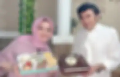 Sempat Menikah Diam-diam, Ini Dia Sosok Istri Kedua Rhoma Irama yang Selalu Setia Dampingi Sang Suami Meski Dipoligami Berkali-kali