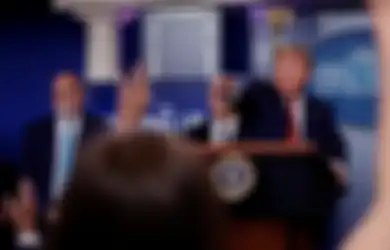 Saking Konyolnya Donald Trump, Dia Sarankan Pasien Corona Disuntik dengan Ini, Padahal para Ahli Sudah Sepakat Melarangnya karena Sangat Berbahaya