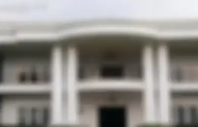 Rumah Mewah yang Sering Nongol di Sinetron Ini Dibanderol Harga Jual Senilai Rp 30 Miliar, Tak Disangka Fasilitasnya Serba Glamor Hingga Nilai Sewanya Tak Kalah Fantastis!