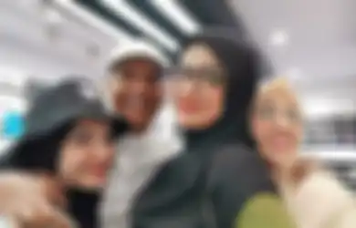 Tak Pernah Jenguk Ayahnya yang Dipenjara Atas Tuduhan Korupsi Rp 694 Juta, Shireen Sungkar dan Zaskia Sungkar Cuma Titip Pesan Ini