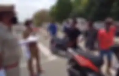 Berhati-hatilah Jika Anda Langgar Lockdown di Negara ini, Bisa Jadi Anda Seperti Warga ini yang 'Dikurung' Bersama Pasien Covid-19 di Ambulans oleh Polisi, Hukuman Unik nan Berhasil