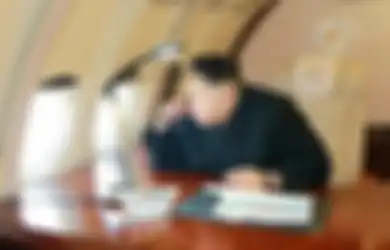 Dikabarkan Meninggal, Begini Kehidupan Mewah Bergelimang Harta Kim Jong Un yang Juga Diklaim sebagai 'Pelaut Alami,' Mulai dari 60 Pengawal, Jet, Vila, hingga Istana Pribadi