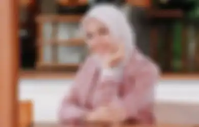  Kelakuannya Berbeda 360 Derajat, Selalu Tampil Anggun Mempesona di TV, Ternyata Tingkah Ratna Galih di Belakang Layar Bikin Geleng Kepala Saat Kepergok Lakukan Hal Ini