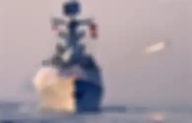 Perang di Ujung Senjata, Armada Laut dan Jet Tempur China Bidik Kapal Perusak Amerika yang Gerah Lihat Latihan Militer Tiongkok di Laut China Selatan