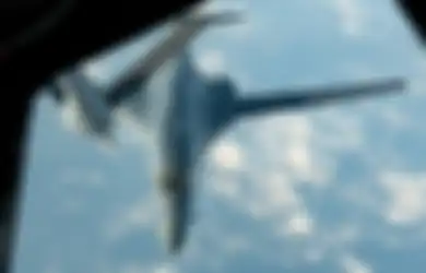 Negara Lain Sibuk Corona Amerika Siap Perang, Operasi Tempur Kapal Induknya Segera Digelar di Laut China Selatan, Jet Tempur F-22 Paman Sam Cegat Pesawat Patroli Rusia di Wilayah Ini