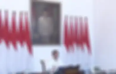 Salah Satunya Dipraktikkan Jokowi Saat Mantap Jadi Kader PDIP, Inilah Penyebab Lain Indonesia Turun Kelas Jadi Negara Menengah ke Bawah