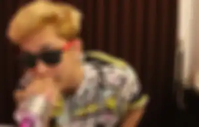 Terkenal Karena Berulah, Ferdian Paleka Dulunya Kerja dan Punya Gaji Besar, Resign dan Jadi Youtuber