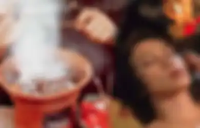 Ngeri! Paranormal Ini Bocorkan Seleb yang Gunakan Susuk dan Kini Alami Dampak Negatif, Mukanya Layu Kayak Nenek-nenek