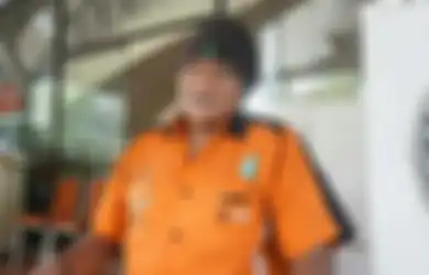 Jadi Korban PHK Tanpa Diberi Pesangon, Sopir Bus Ini Pulang Jalan Kaki 440 Km Jakarta-Solo, Kulit Sampai Menghitam Tapi Tetap Puasa