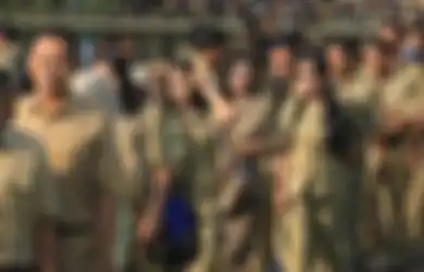Sri Mulyani Sebut Gaji ke-13 PNS Sudah Masuk Anggaran, Kemenkeu Akhirnya Beri Jawaban Soal Uang Tambahan yang Amat Ditunggu-tunggu Itu