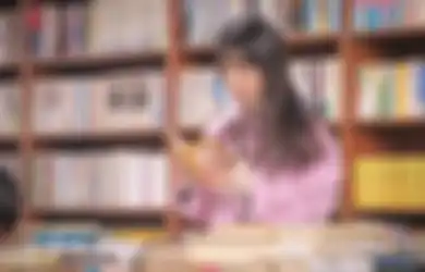 Bosan di Rumah? Baca 4 Novel Terjemahan Ini untuk #WaktuBerkualitas!