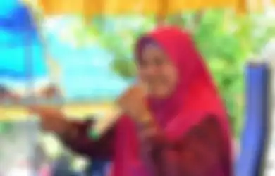 Positif Covid-19, Berikut Fakta Kondisi Terkini Mamah Dedeh, Jalani Isolasi dan Perawatan di Rumah Sakit hingga Kebenaran Kabar Kesembuhan